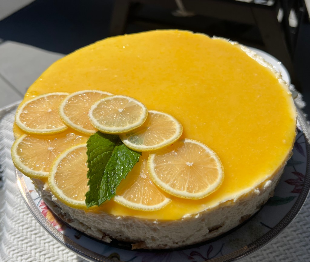 Lemon Sunshine Reverie Cheesecake